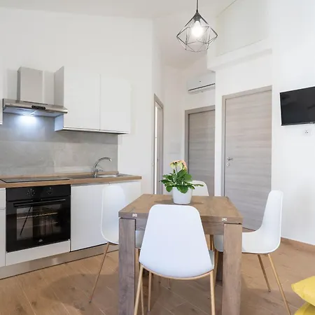 아파트 Casa Aurora Nurachi